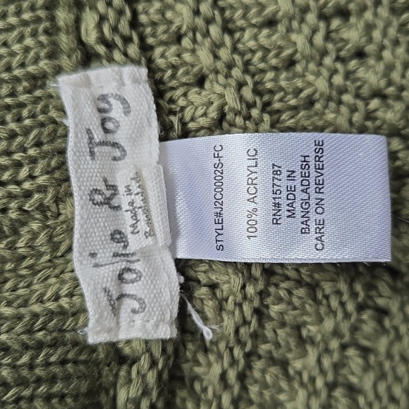 High Waist Green Crochet Shorts with Scalloped Hem - Picture 2 of 4
